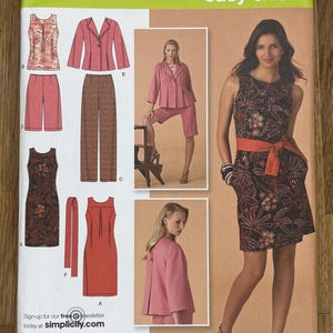 Simplicity 3505, Storlek (8-16), Enkel och elegant garderob, Oklippt sömnadsmönster