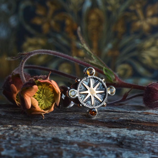 Carnival Ring. Size 18