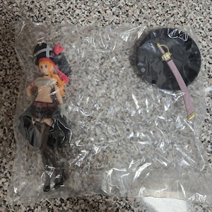 Nami One Piece Statue