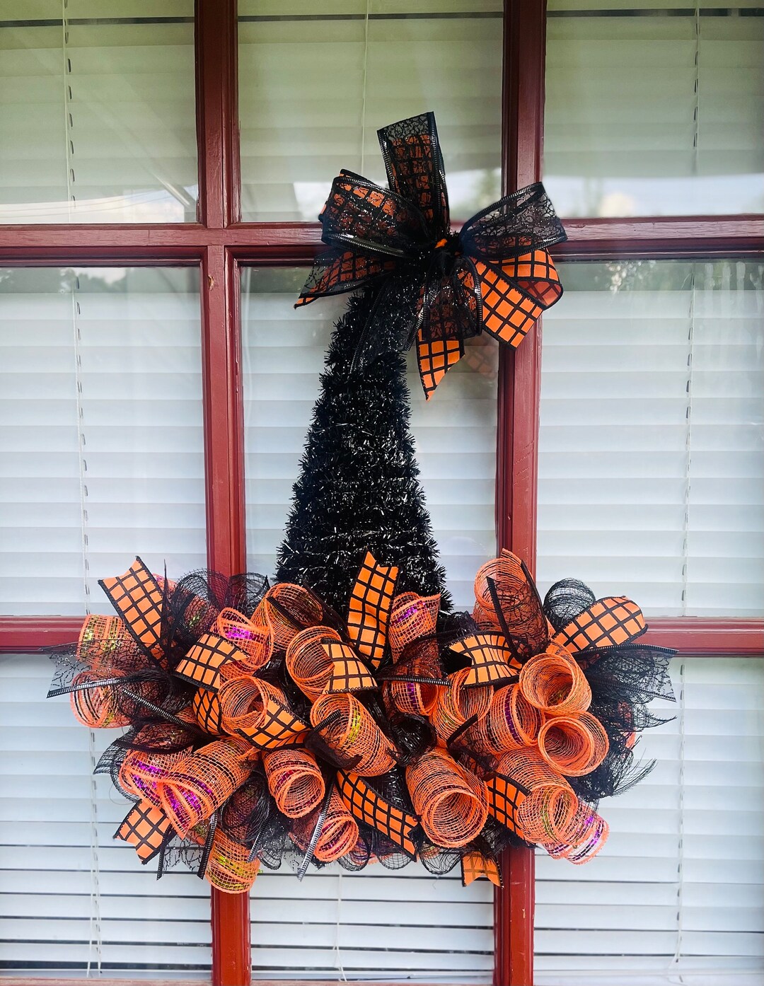 Witch Hat Halloween Wreath: Spooky Door Hanger (18x11 In) - Etsy