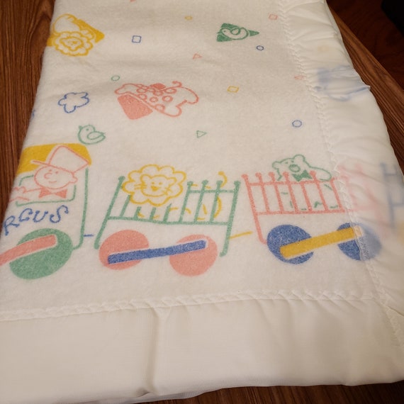Vintage Beacon White Animal Circus Teain Acrylic Baby Blanket W