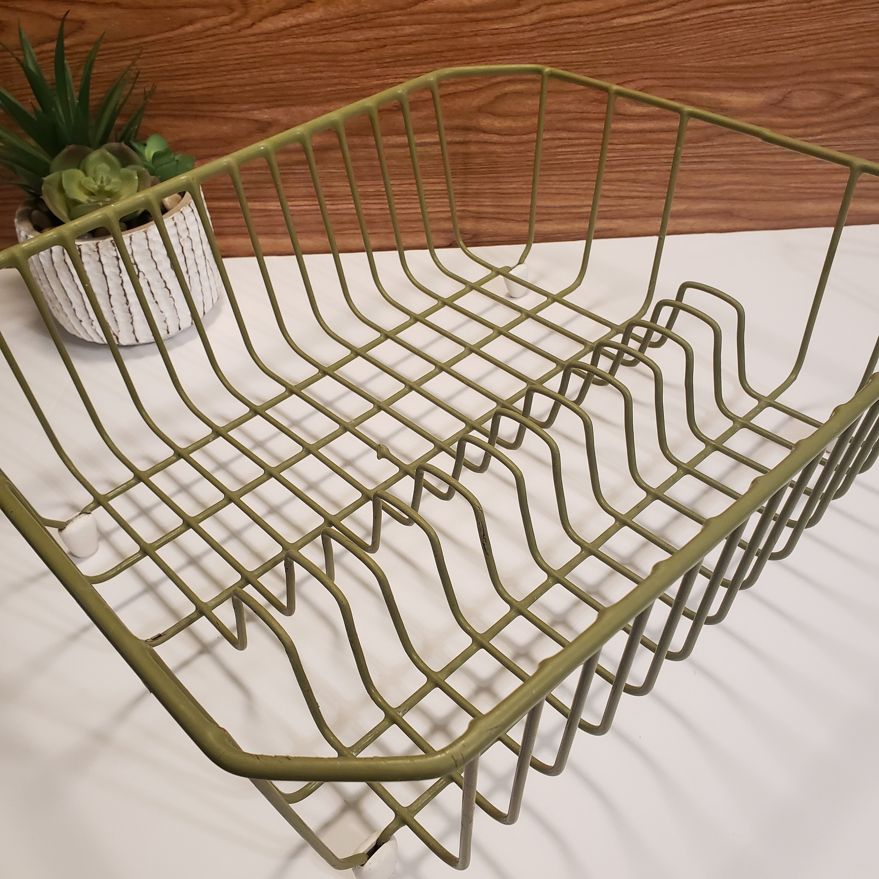 Low Antique Brass Gold Dish Rack with Tray, Metal Wire Washing Up