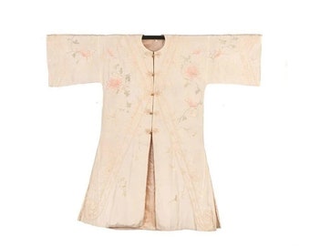 Chinese White Embroidered Ladies Silk Robe | Qing Dynasty
