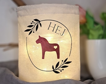 Dala horse with the word HEJ (Hello). Scandinavian decor. A sustainable, flameless lantern. Light-up bag in Swedish style. Hygge.