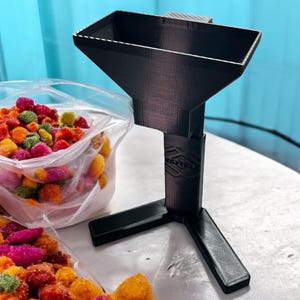 Suporte de funil retangular - Serve para bandeja média Harvest Right - Suporte de funil para embalagem - 7,75 pol. x 3,75 pol. afunila para 2,75 pol. x 2 pol.