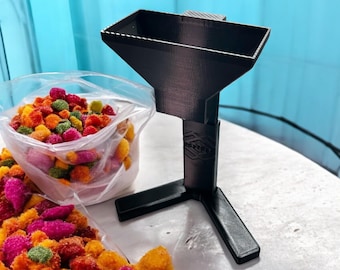 Embudo ajustable: para envasar dulces y golosinas liofilizadas. Disponible en 2 tamaños.