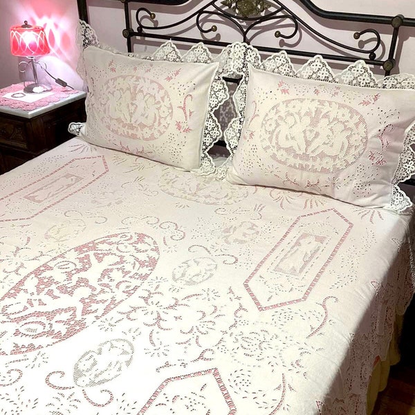 Richelieu embroidered bed set, Cut Work bedspread and pillow shams, Cherub chic bedroom, wedding bedding, shabby cottage, Luxury bedding set