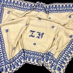 Antike signierte gewebte griechische Textil, mit Monogramm Tischdecke, handgewebte, Webstuhl, Vintage Stickerei