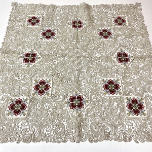 Silver Lace Tablecloth – Luxury Square Tablecloth for Elegant Dining & Events (Vintage Style)