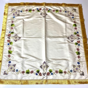 Holy Tablecloth – Hand‑Embroidered Prayer Altar Cover for Orthodox Church (Ecclesiastical Décor)