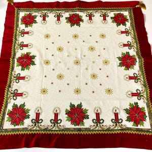 Elegant Brocade Christmas Tablecloth – Hand‑Embroidered Holiday Dining Cover (Opulent Décor)