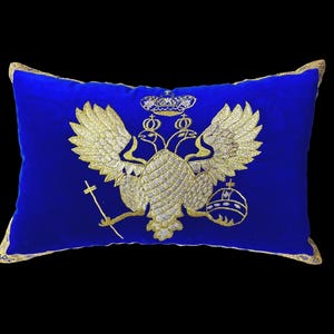 Byzantinischer Adler Kissenbezug – Handbesticktes griechisches Kissen aus dem Omanischen Reich (Orthodoxes Erbe)