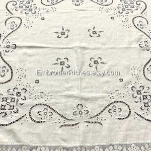 Richelieu Cutwork Linen Tablecloth – Handmade White Table Cover (Elegant Dining & Rustic Country Decor)