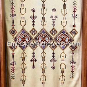 Cretan Folk Embroidered Curtain – Antique Greek Wall Hanging & Traditional Décor