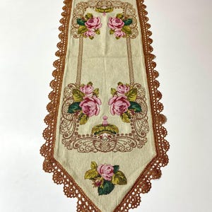 Orange Floral Table Runner – Hand‑Embroidered Cross‑Stitch Lace, Elegant Dining Centerpiece
