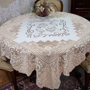 Handmade White Lace Tablecloth – Vintage‑Style European Linen