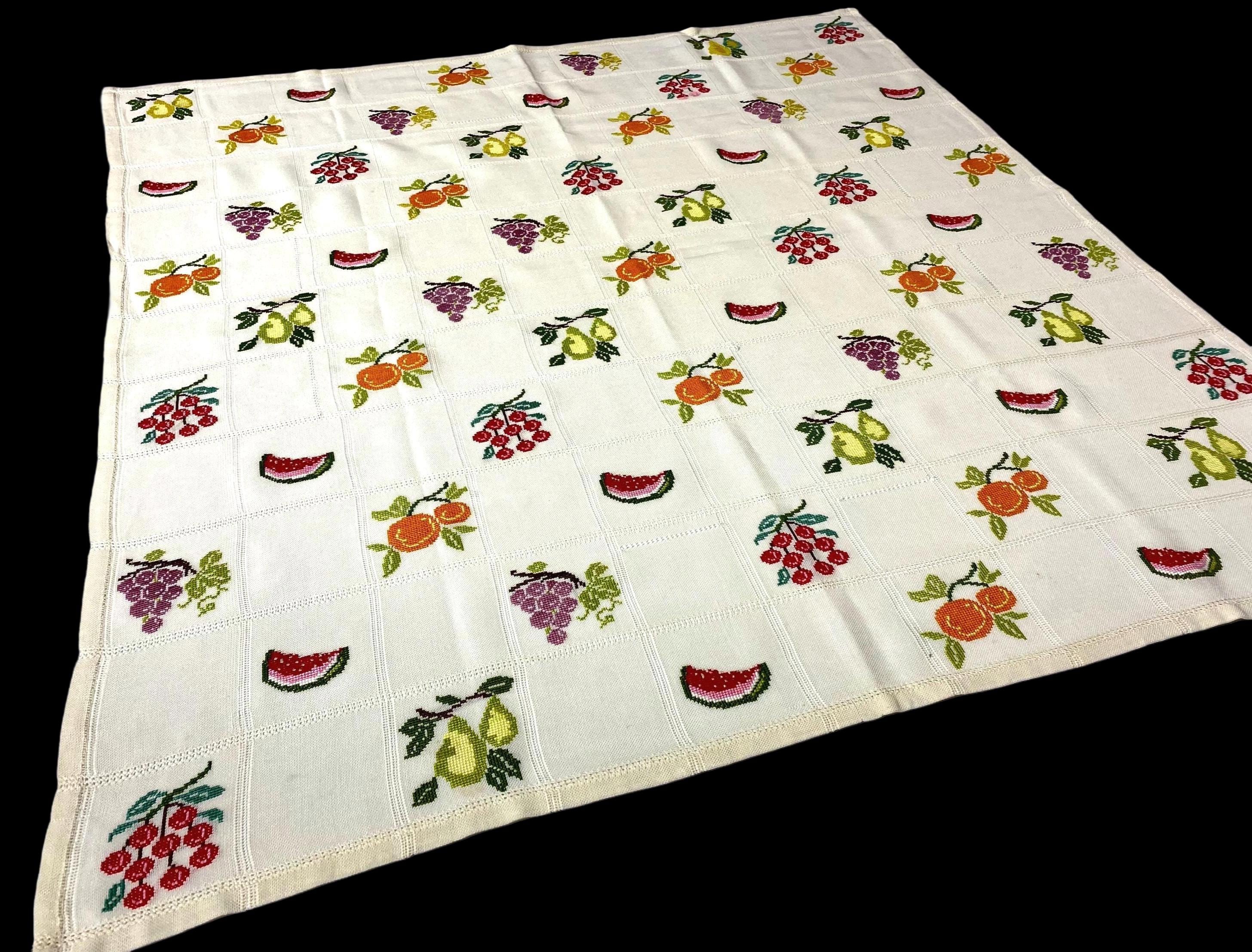 手刺繍のフルーツテーブルクロス、春の刺繍テーブルカバー、フルーツ