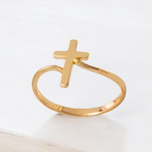 Sterling Silver Cross Ring: Gold Band Christian Jewelry