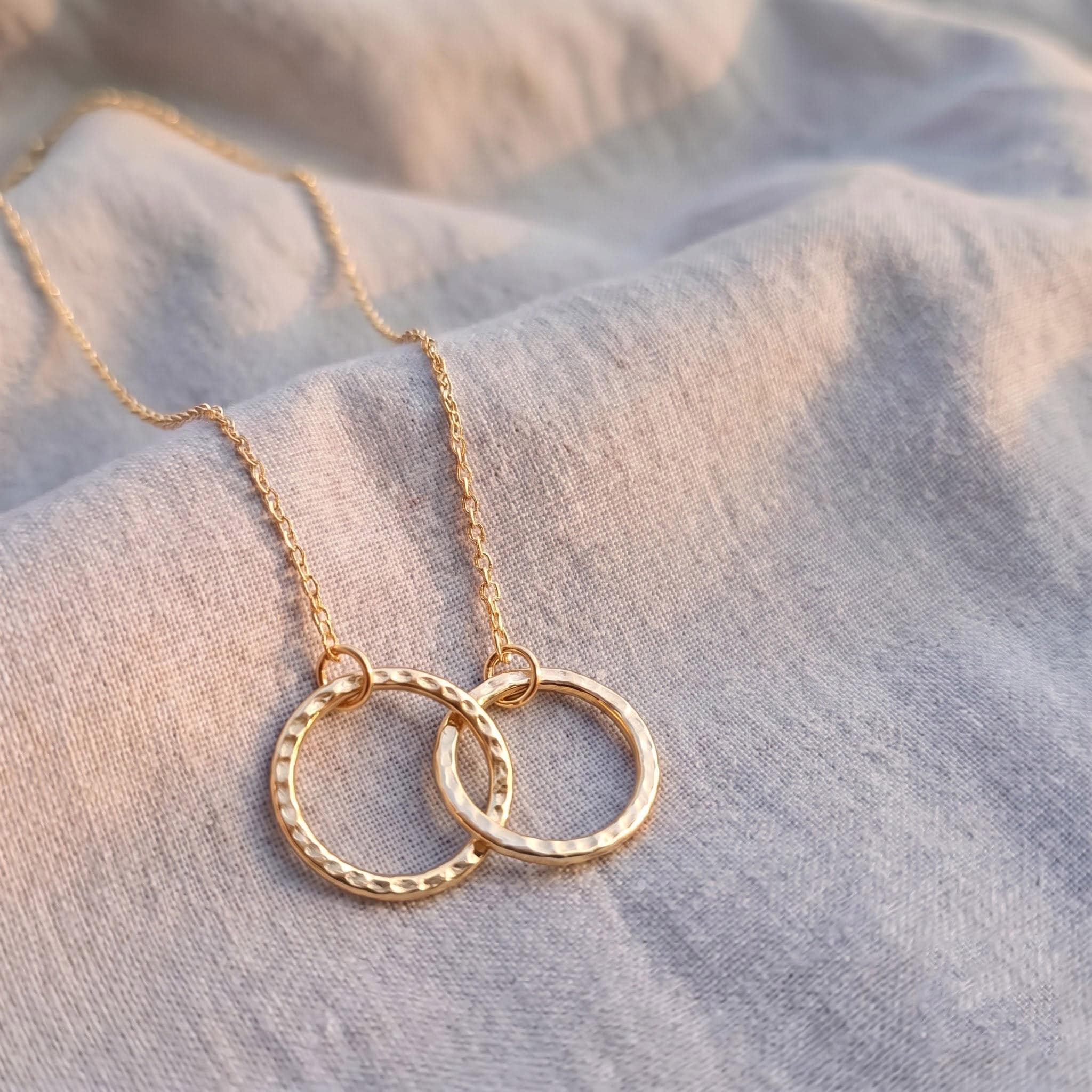 Interlocking Circle Necklace 925 Sterling Silver | Minimalist
