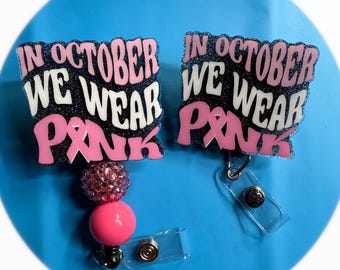 In oktober dragen we een roze badgehaspel