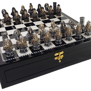 Medieval Times Skull Busts Skeleton Chess Set W/ 17" Black & White STORAGE BOARD