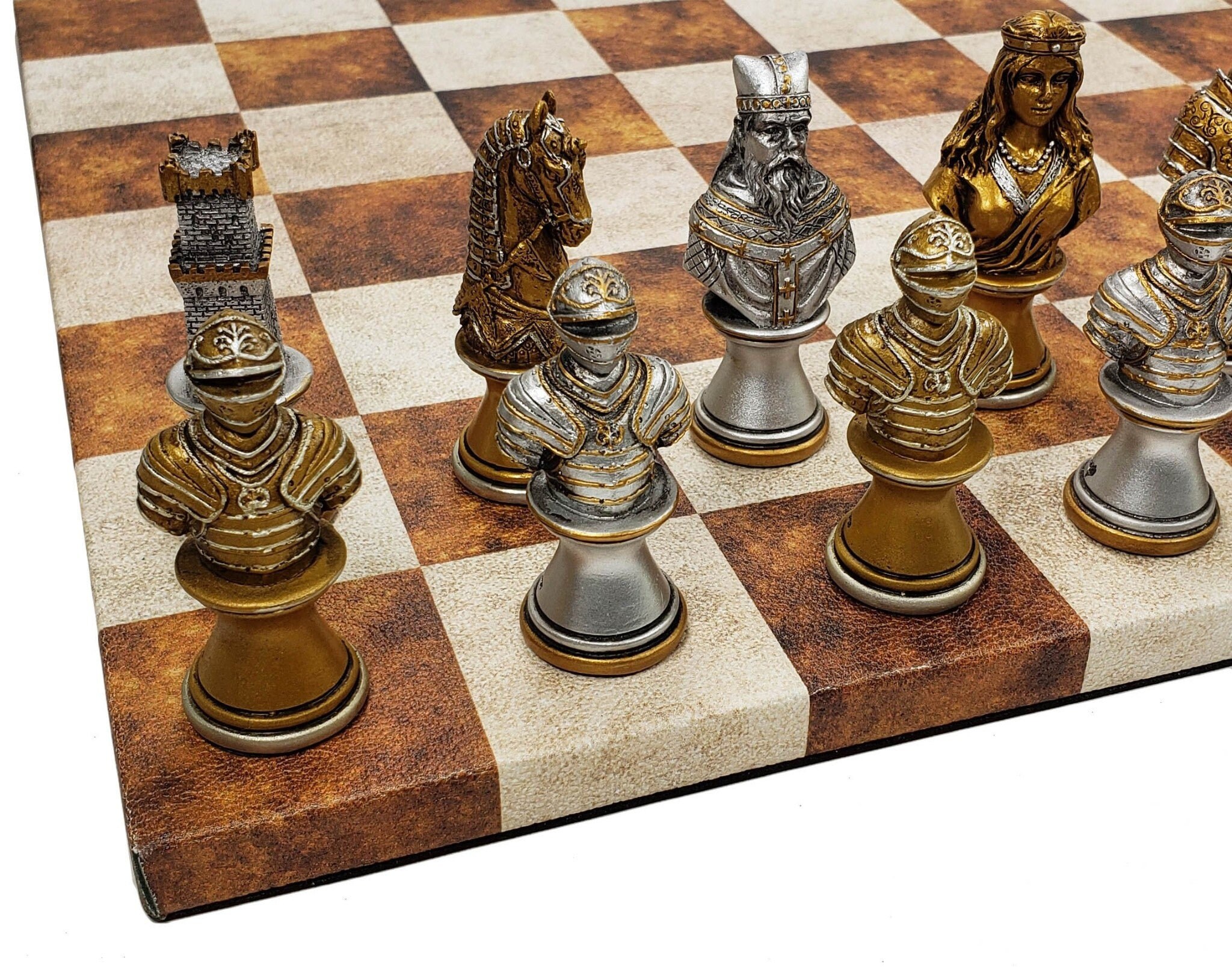 Medieval Times Crusades Busts GOLD SILVER Chess Set Black Faux Marble  Storage BD 