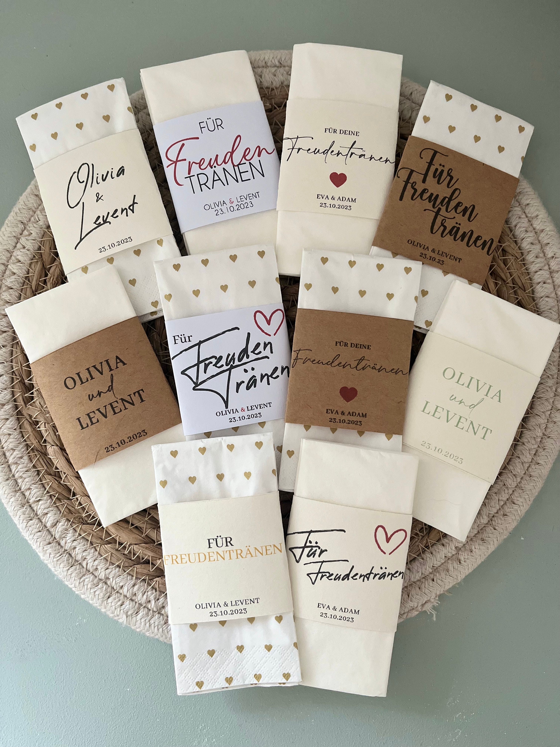 Handkerchiefs banderoles, tears of joy, pace of love, pace of happiness – joyful wedding moments