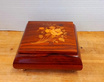 REUGE メカニカルミュージックボックス 花のインレイ Vintage Reuge Octagonal Musical Wooden Jewelry Box Wood Inlay