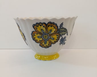 Anthropologie Floral Footed Bowl: Cottagecore Bohemian Decor