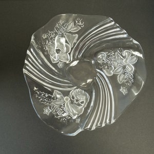 Mikasa Crystal Plate Christmas Bells, Mikasa Christmas Swirl Glass Plate, Christmas Etched Glass Plate Bells, Poinsettas and Stars, Gift