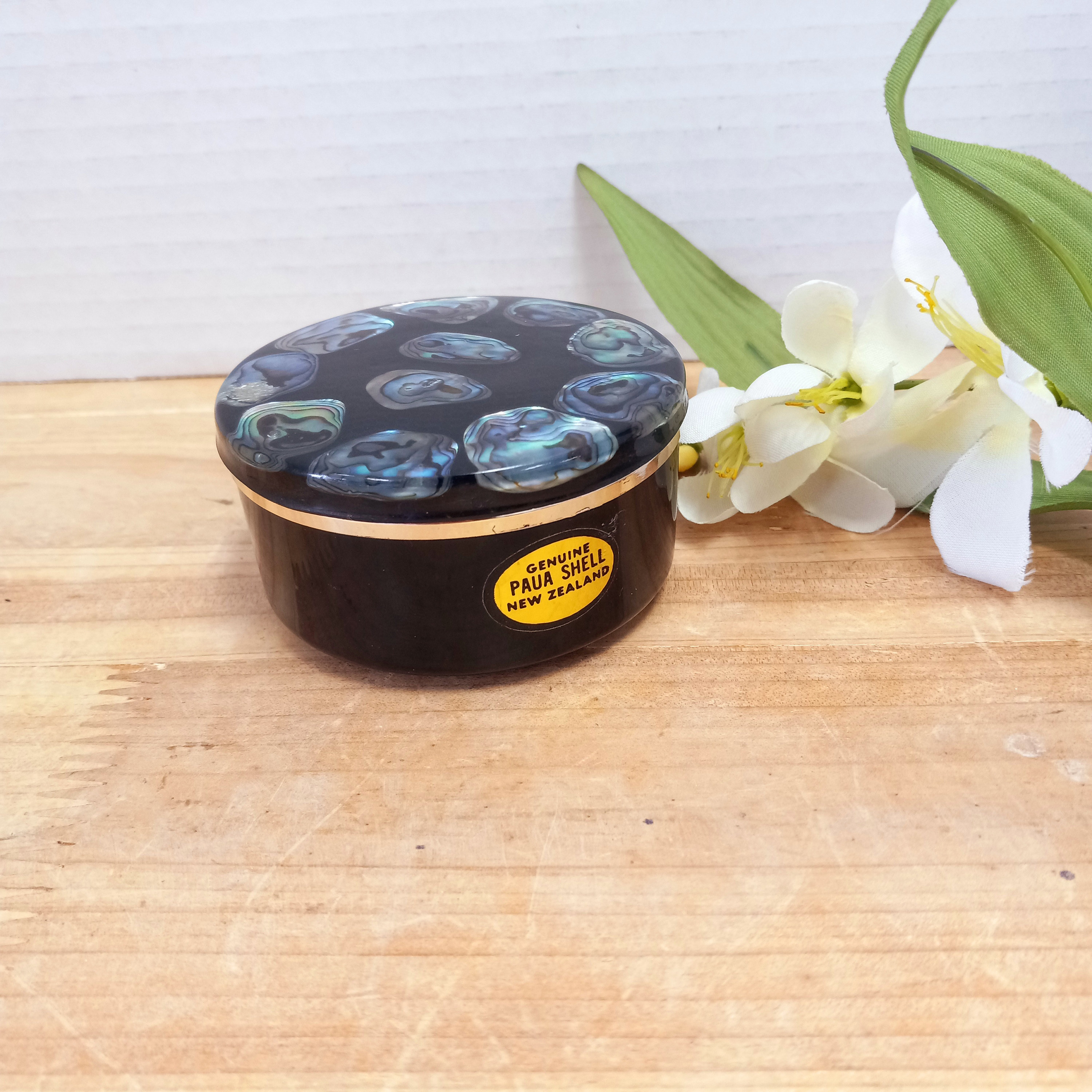 WHAKATURI ニュージーランド パウアシェル アクセサリーボックス Vintage Paua Shell Jewelry Box: New Zealand Abalone Trinket Box - Etsy