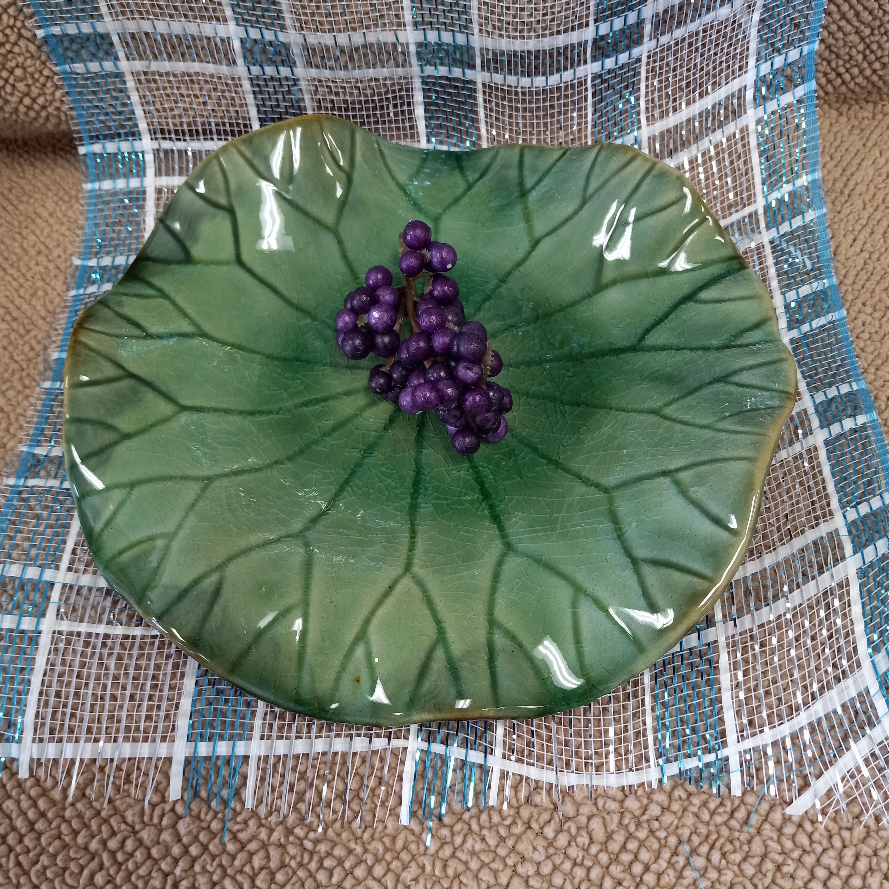 Ceramic Lily Pad Ring Dish -  Canada