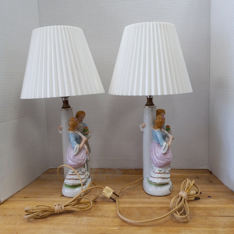 Pair Victorian Lamps Courting Couple, 2 Lamps Courting Couple Occupied