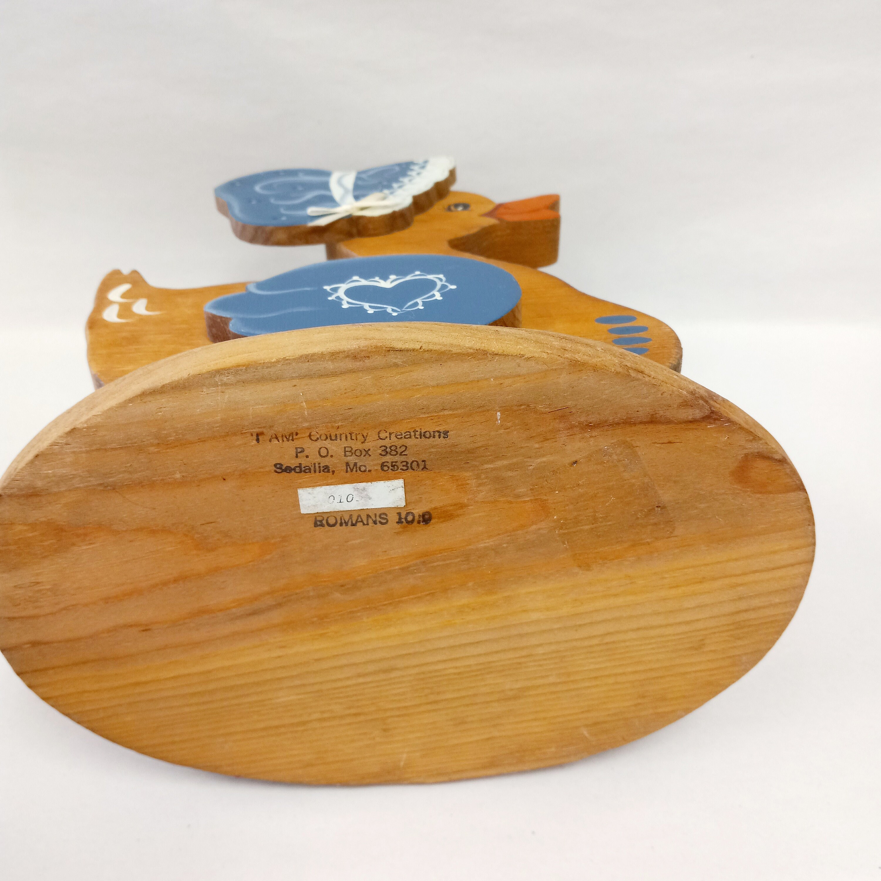 Dishi, un porte-assiettes en bois ancien fait main - France
