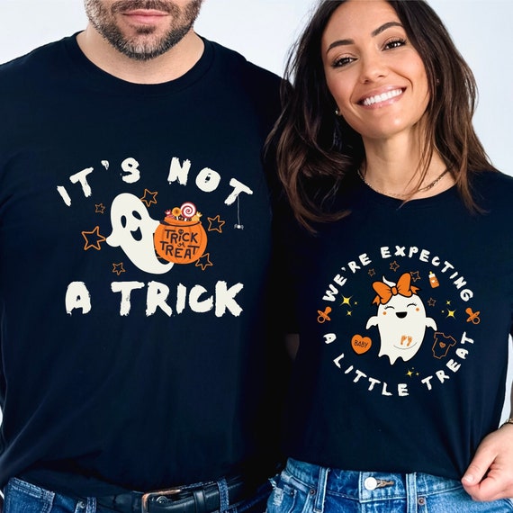Womens Halloween Pregnancy Announcement Shirt Couples Mummy To Be T-Shirt Womens Halloween Pregnancy Announcement Shirt Couples Mummy To Be T-Shirt