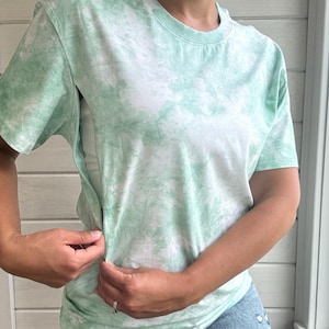 Breastfeeding and Pumping Friendly T-Shirt, Postpartum Mom, Nursing Apparel with Zippers for Breastfeeding or Pumping, Nursing Cover