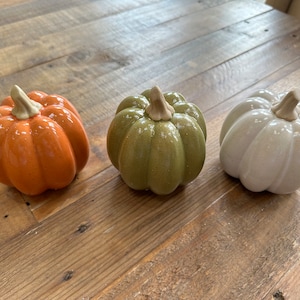 Orange Green Cream Earthenware Pumpkin or Squash Ornament, Ceramic Halloween Decoration, Autumn Home Decor, Gisela Graham