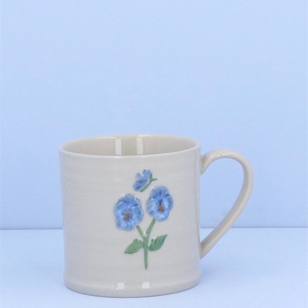 Mug en céramique avec alto bleu et papillon, Pâques printanière, thé, tasse à café fleurie, cadeau pour la maison