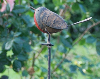 Tin Robin on Stake Stick Metal Garden Outdoor Decoration 100cm x 10cm