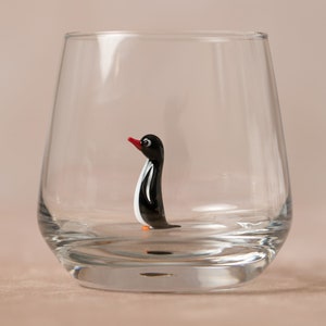 Drinking glass with penguin | Animal figure | 3D | Murano glass | Glass with figure | Handmade | water glass | Cup