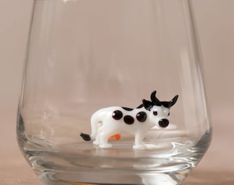 Drinking glass with cow | Animal figurine | 3D | Murano glass | Glass with figurine | Handmade | Water glass | Cup