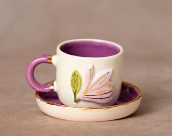 Kaffekopp | Tekopp | Dekorerad med en "Liten Magnolia" | Handgjord av keramik | Med äkta gulddetaljer | Designerkopp