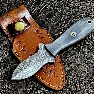 Custom Handmade Beautiful Damascus Oyster Shucker Knife with Leather Sheath, Anniversary Gift, Gift for Boyfriend, Gift for her, Unique Gift