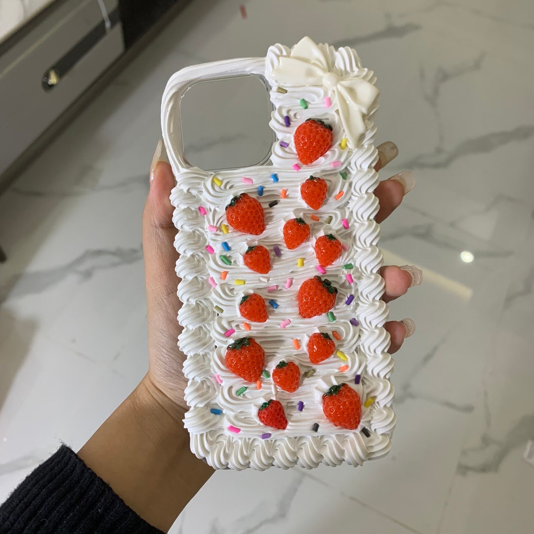 iPhoneアクセサリー cake Strawberry Cake Decoden Phone Case for All Brand, Kawaii