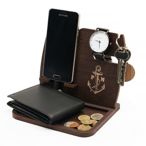 Organisateur De Chevet En Bois élégant : Portefeuille, Chargeur Téléphone Et Rangement Montre - Design Pratique Et Naturel