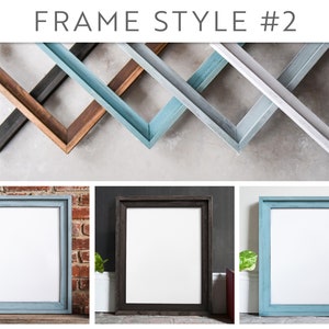 Puede incluir: Tres marcos de fotos de madera diferentes con un acabado desgastado. Los marcos son en tonos de azul, gris y marr&oacute;n. Los marcos son todos del mismo tama&ntilde;o y tienen un dise&ntilde;o simple y cl&aacute;sico.