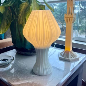 COPPA Lamp STL | Modern Vase Mode Lamp | Parametric Table Lamp | 3D Printable Lamp | Instant Download