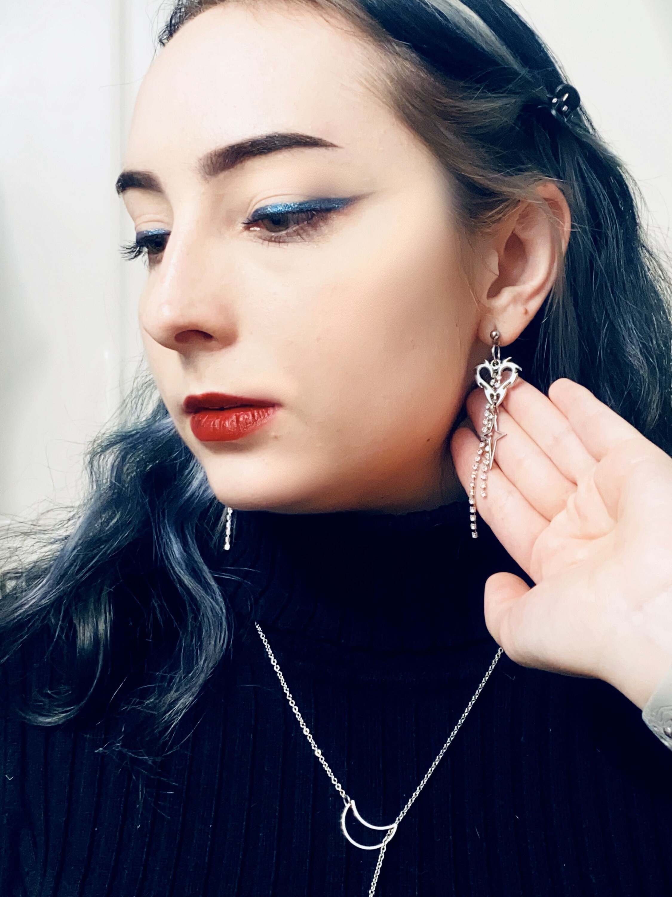 Angel Earrings | Alt Jewelry | Soft Grunge | Y2K Style | Silver Drop Earring | Gift for Girlfriend | 90s Style | Kpop Earrings