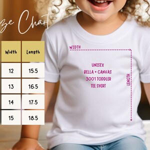 Op de afbeelding: Maattabel voor een unisex Bella + Canvas 3001 peuter T-shirt. De tabel toont de breedte en lengte in inches voor maten 2T, 3T, 4T en 5T.