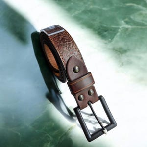 PERSONALIZED BELT, VINTAGE Men’s Belt, Wide Leather Belt, Unisex Skull Leather Belt with Striking Buckle for Groomsmen best men Gift